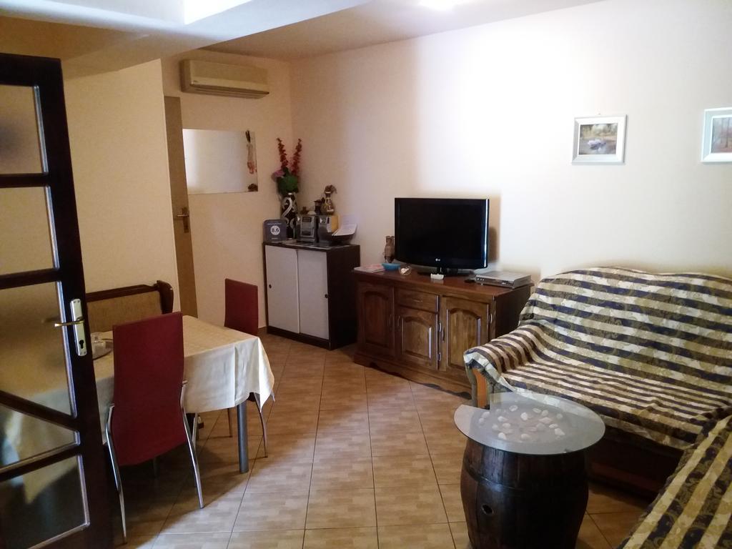 Fishing Family House Hotel Mocici Ngoại thất bức ảnh